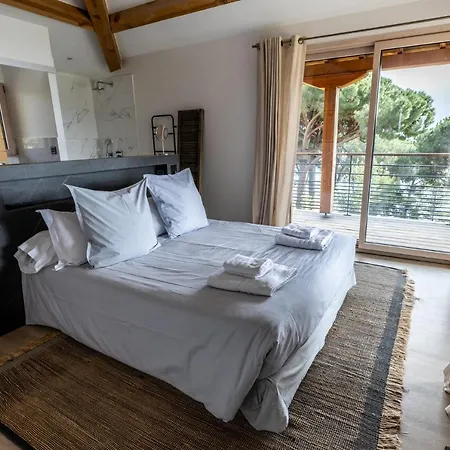 Blanche Luxury - Pieds Dans L'eau, Piscine Chauffee