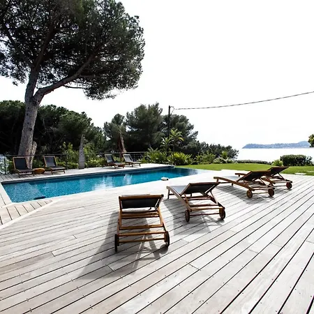 Blanche Luxury - Pieds Dans L'eau, Piscine Chauffee La Croix-Valmer