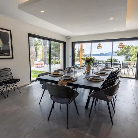 Blanche Luxury - Pieds Dans L'eau, Piscine Chauffee Villa